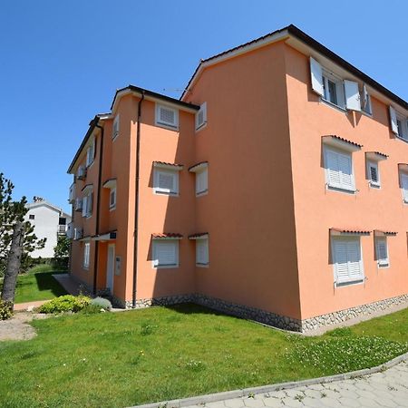 Apartments Gabrijel Malinska Exterior photo